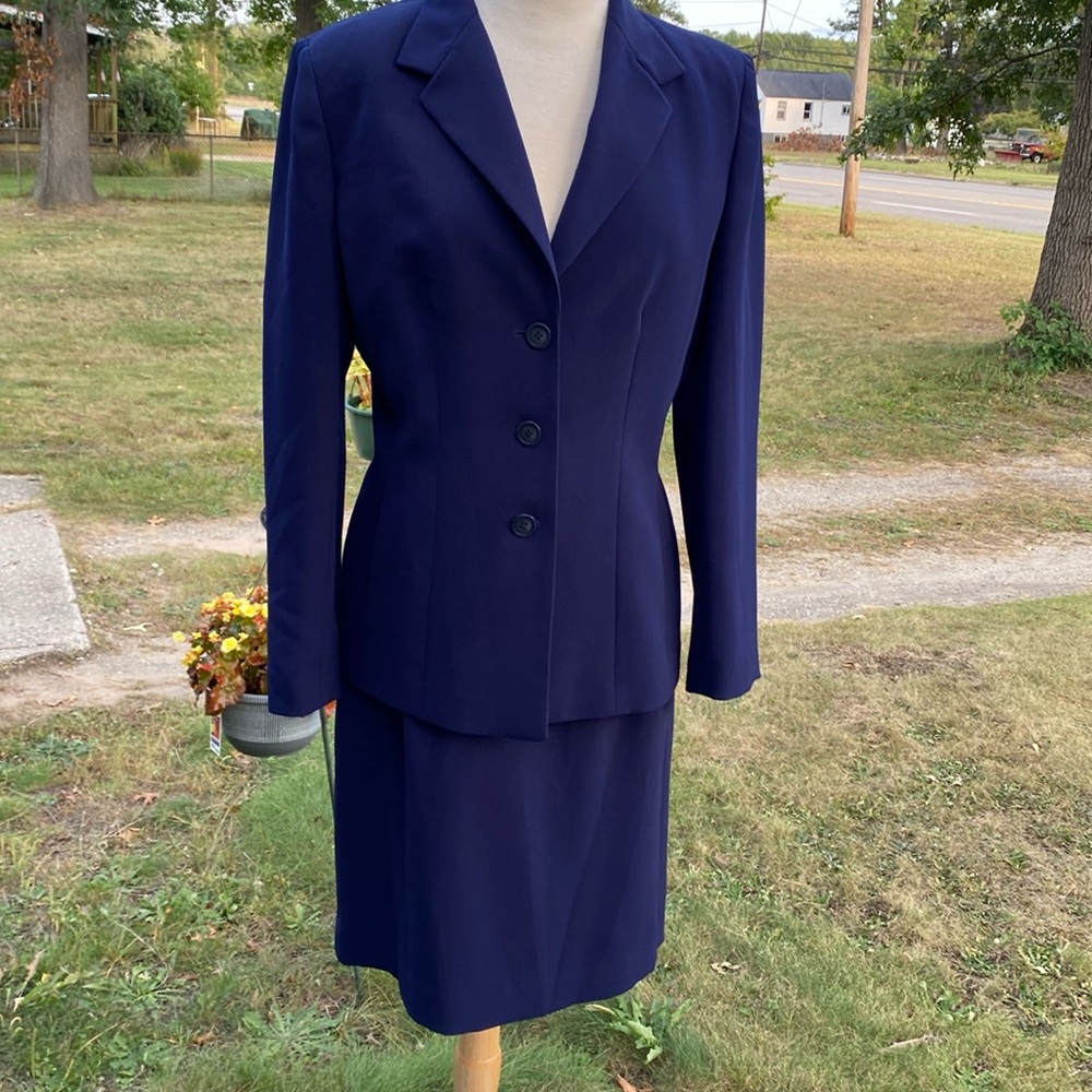 Navy Blue business suit. Blazer and straight skirt.